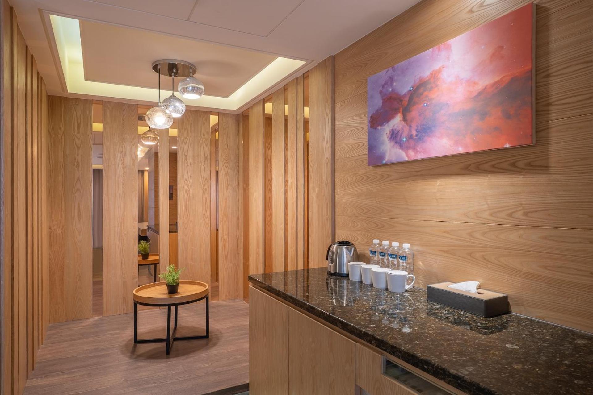Guide Hotel Taichung Ziyou מראה חיצוני תמונה