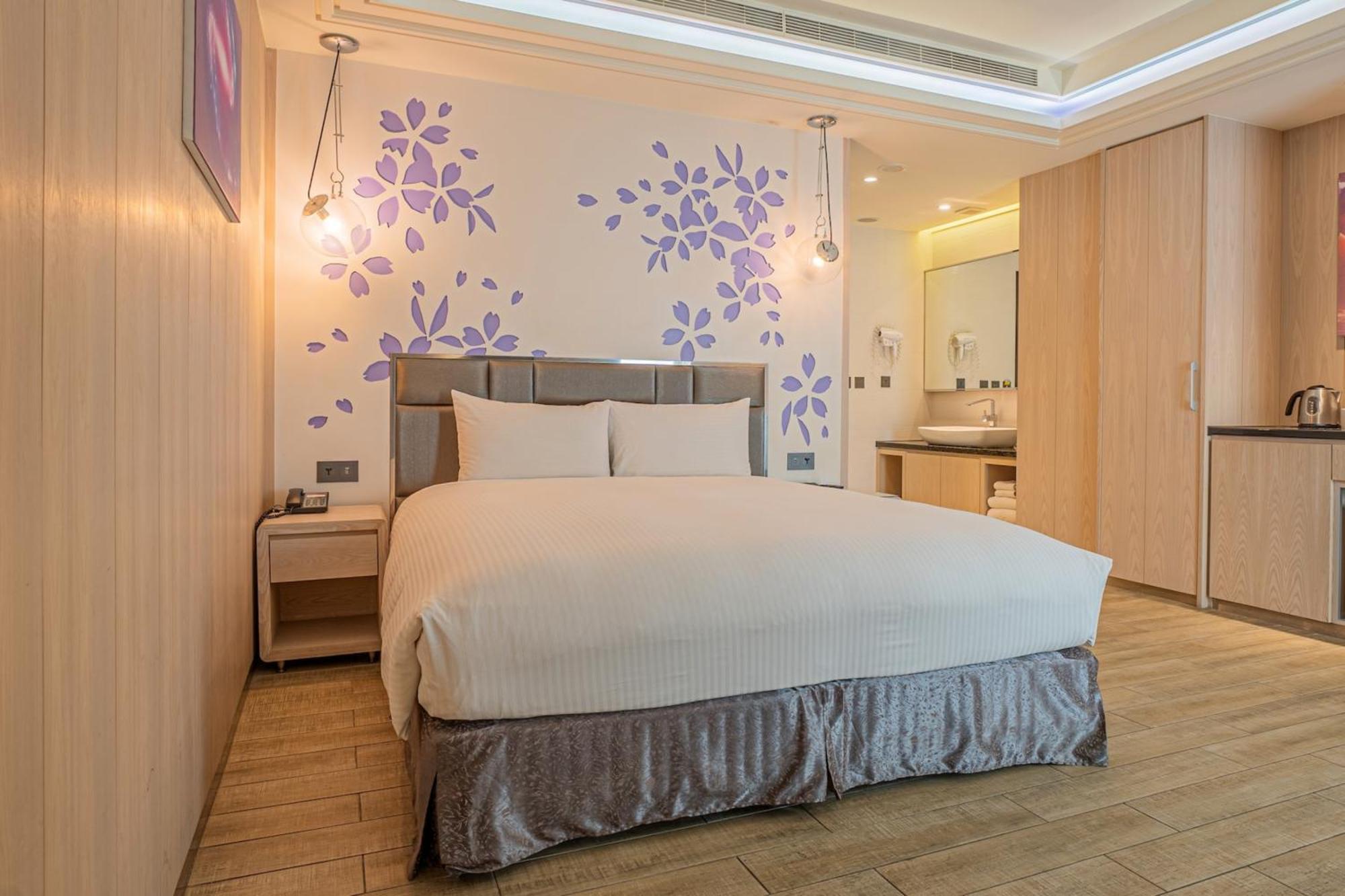 Guide Hotel Taichung Ziyou מראה חיצוני תמונה