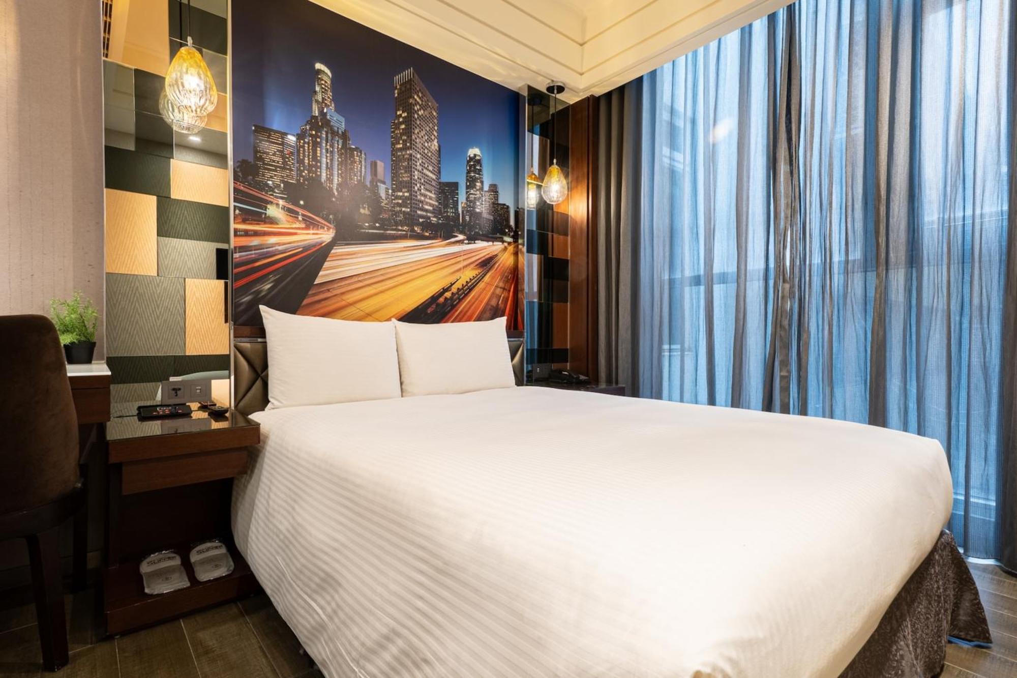 Guide Hotel Taichung Ziyou מראה חיצוני תמונה