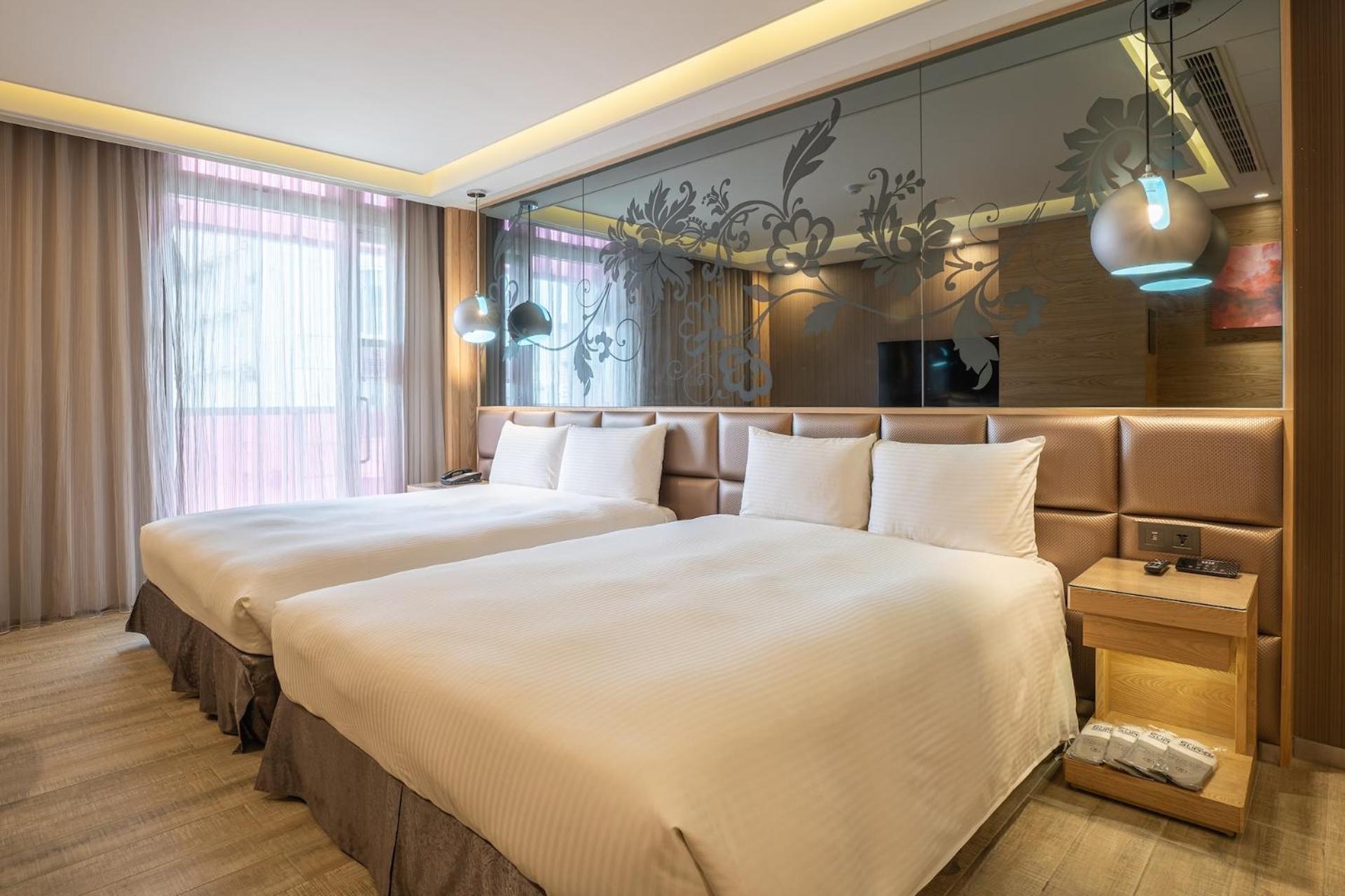 Guide Hotel Taichung Ziyou מראה חיצוני תמונה