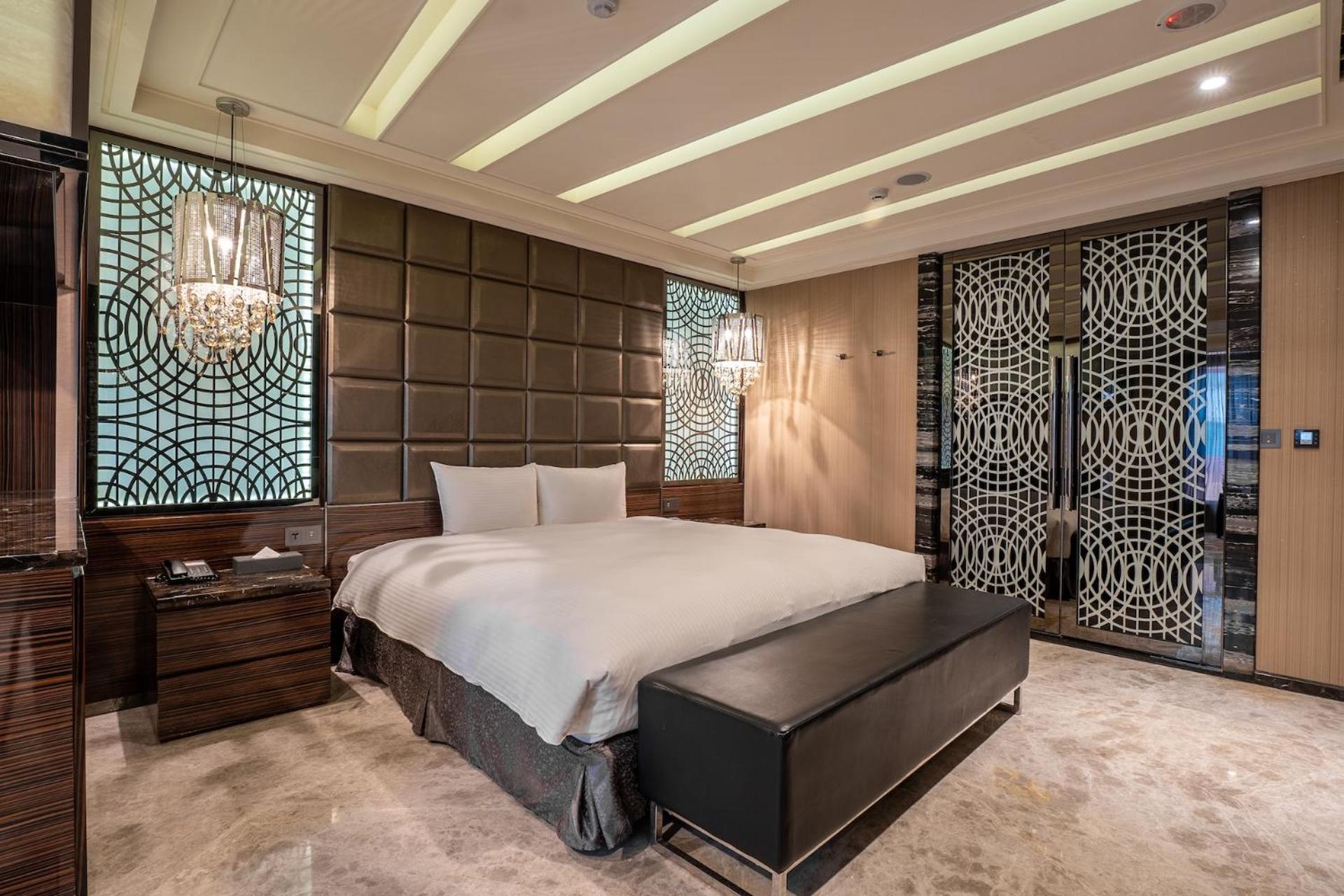 Guide Hotel Taichung Ziyou מראה חיצוני תמונה
